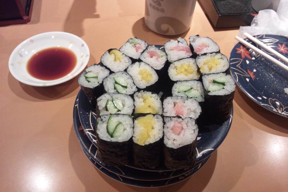 寿司まきもの3つ！