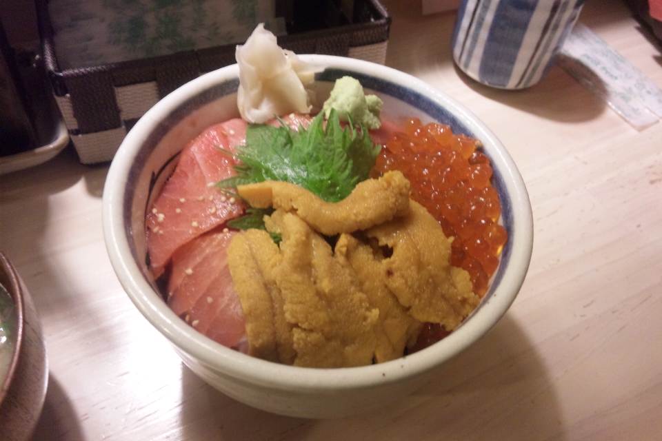 三崎市場 横浜ジョイナス店 ヨコハマ丼